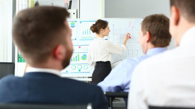 North Star Metric: Choosing the One Number That Aligns Your Team